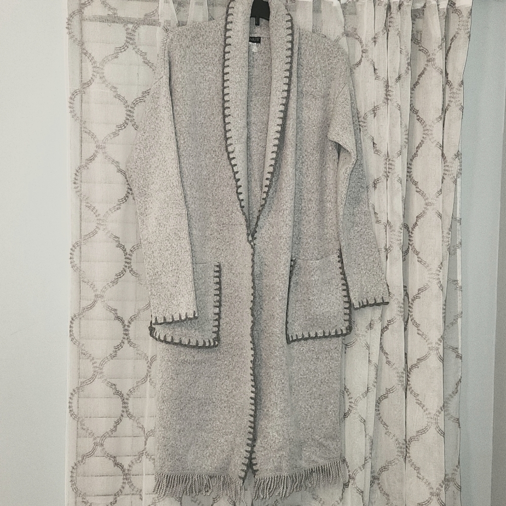 Venus long cardigan Heather grey Embroidered stitching rimmed, fringed